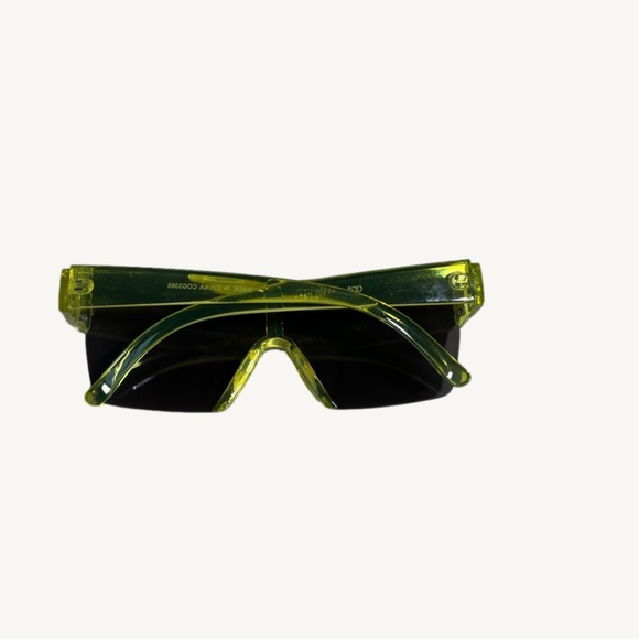 Unisex Clear Yellow Visor Style Sunglasses Reflective Lenses - Picture 5 of 7
